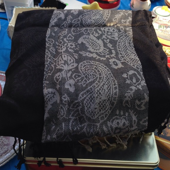 Black and silver scarf