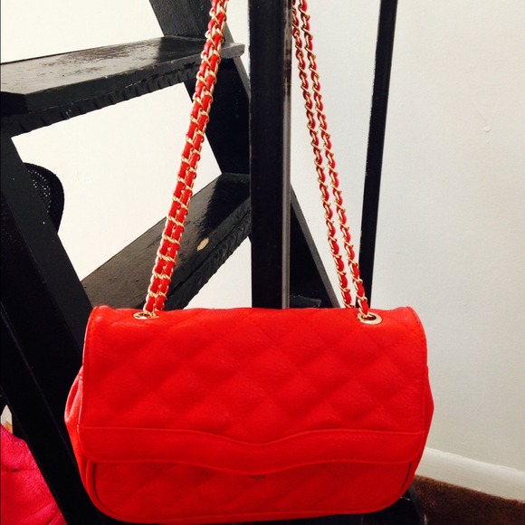 Red Clutch/Shoulder Bag - Picture 3 of 3