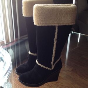 SOLD!!!!!UGGS (Aubrie Style) warm and stylish!!!!