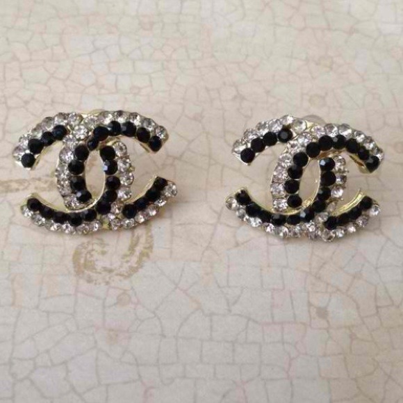 CC Black and Gold Fashion Earrings