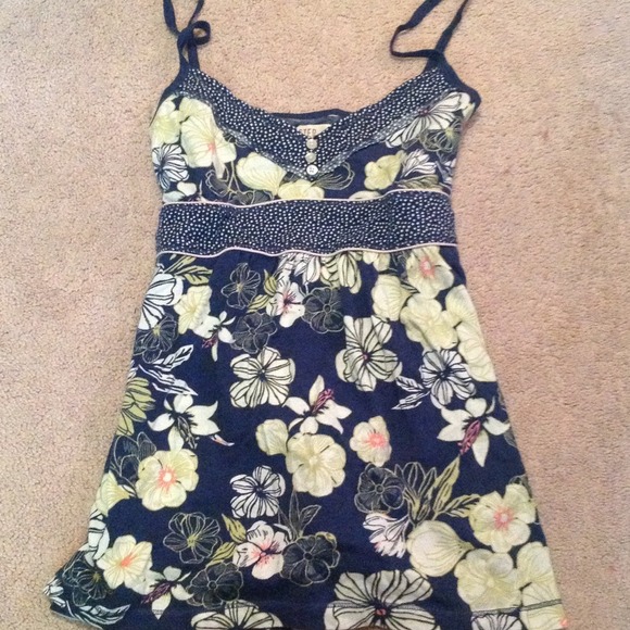 Hollister tank top- like new