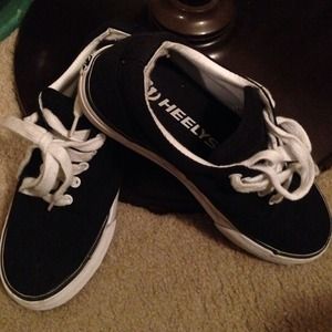 Boys Heelys