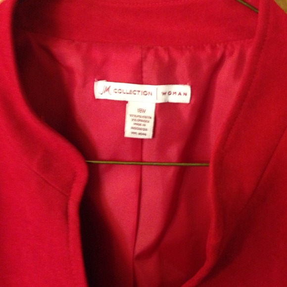 Red jacket - Picture 2 of 2