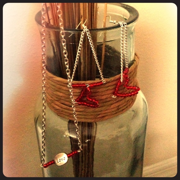 NEW!!!  Red necklace set with earrings for "Love".
