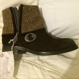 🎁SOLD ON EBAY🎁Dr.  Scholl's  suede boots- NWT