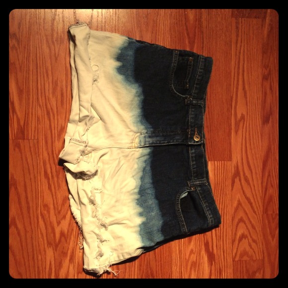 High waisted dip dyed shorts