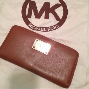 Michael Kors wallet Michael Kors wallet