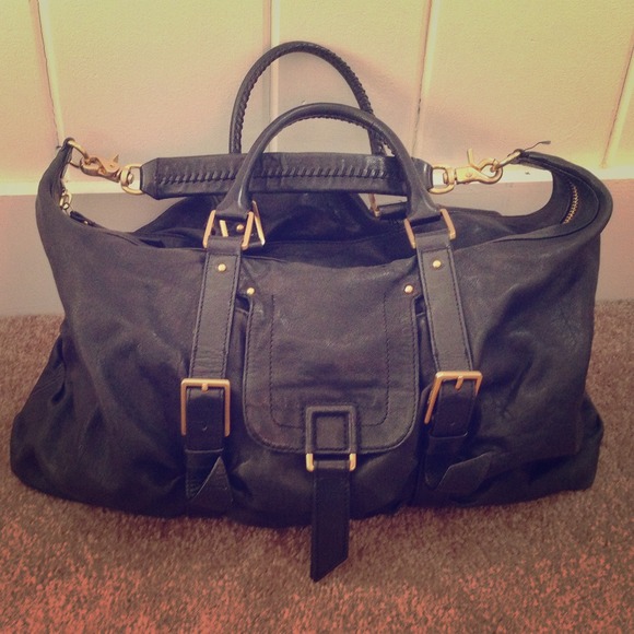 Black leather botkier purse