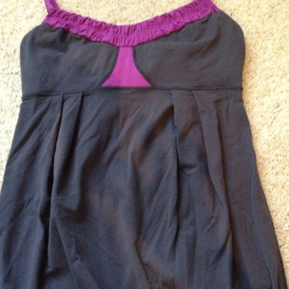 Lululemon 8 cinch waist top