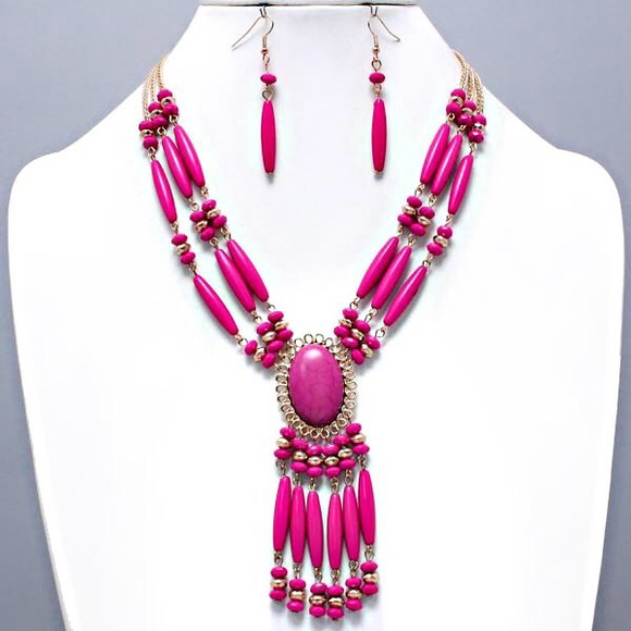 Cute necklace
