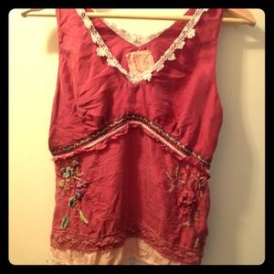 🎉SALE🎉100% Silk - Stunning Embroidered Boho Top