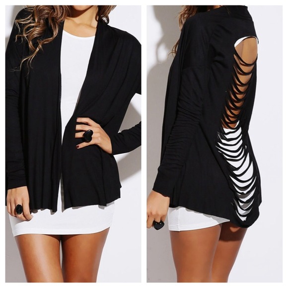 MPaige Boutique Sweaters - 🎉🎉HOST PICK🎉🎉sold out ✨Black Draped Cardigan