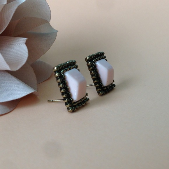 Vintage style square earrings - Picture 2 of 3