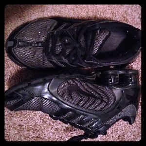 ❌❌HOLD❌❌Black Nike shocks with Nike plus