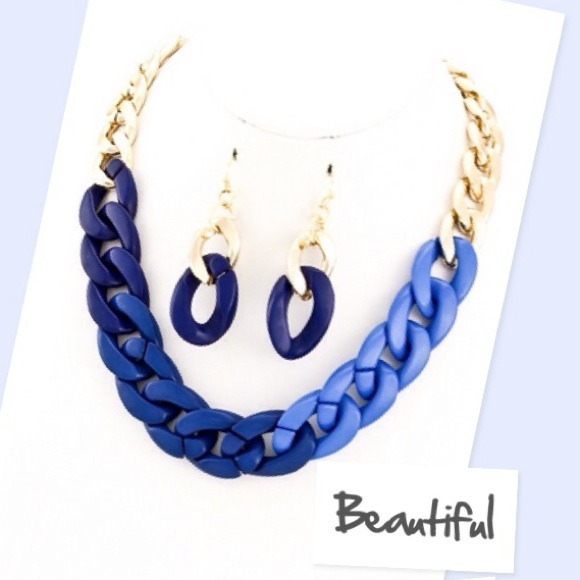 🔕SOLD🔕Beautiful Ombré Link Necklace