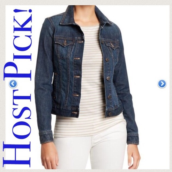 Old Navy Jackets & Blazers - ️🎉Old Navy Denim Jacket - M