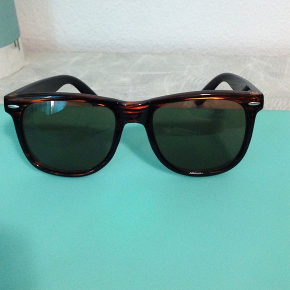 Wafer sunglasses - Picture 1 of 4