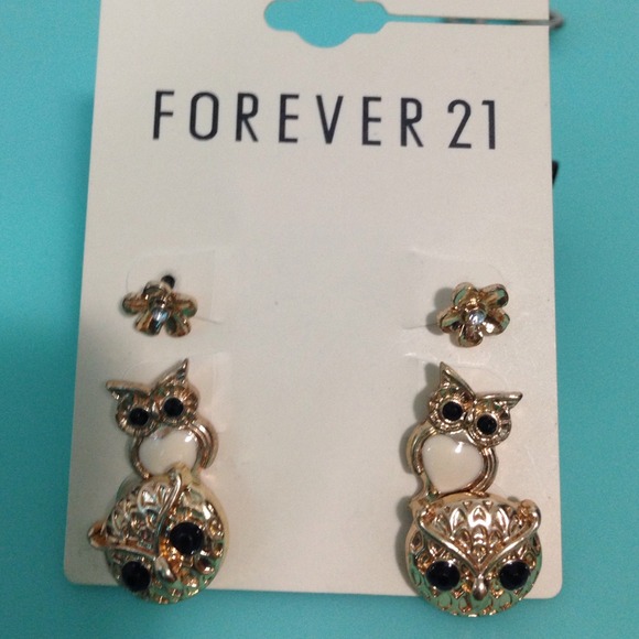 Owl and flower stud earrings. New! - Picture 3 of 4