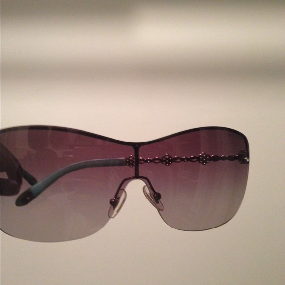 Tiffany Sunglasses with Swar. Crystals