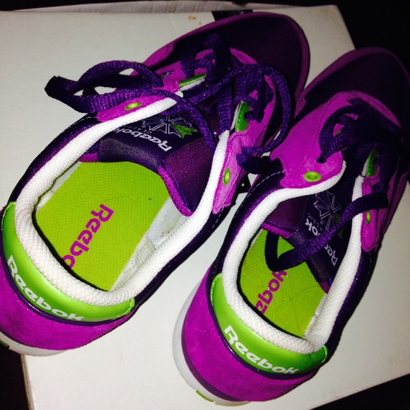 Reebok - Picture 3 of 3