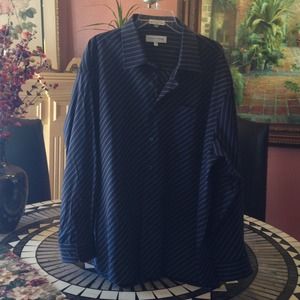 Men's dress shirt
