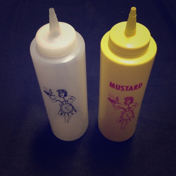 ❌On Hold-Original PINUP Bottles Kat/Mus