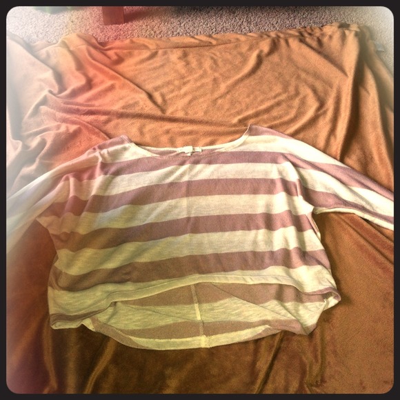 Pink/White Striped Ling Sleeve shirt (cotton-knit) - Picture 1 of 2