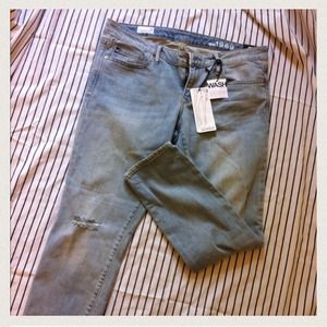 Gap Always Skinny Pale Blue Distressed Jean