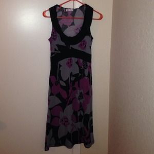 Sleeveless dress