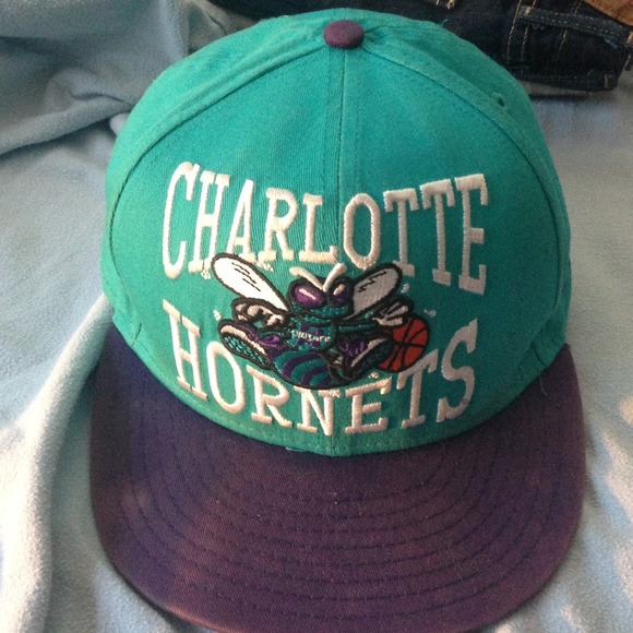 Charlotte hornets snap back