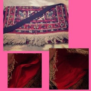 Tapestry Print Messenger Bag