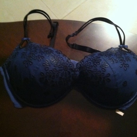 🚫SOLD🚫Victorias  Secret Push-up bra