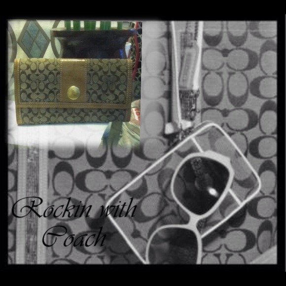 🚫🚫SOLD@mchanner🚫🚫🎀COACH WALLET🎀