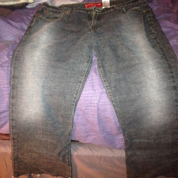 Levi jeans misses short jean