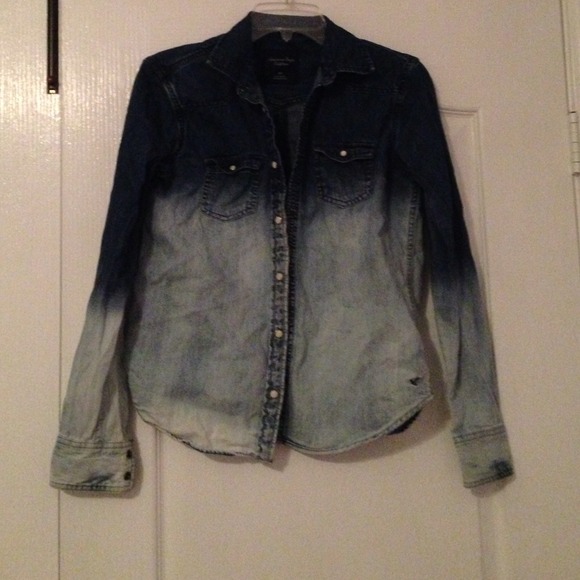Dark to light blue denim top