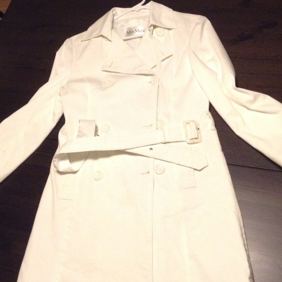 White trench coat maxmara