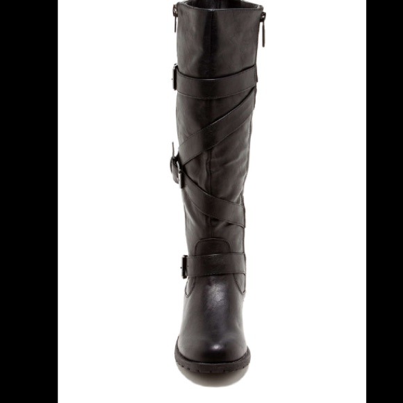 🔴SOLD🔴Elegant - Sotilaa Buckle Tall Boot - Picture 3 of 4