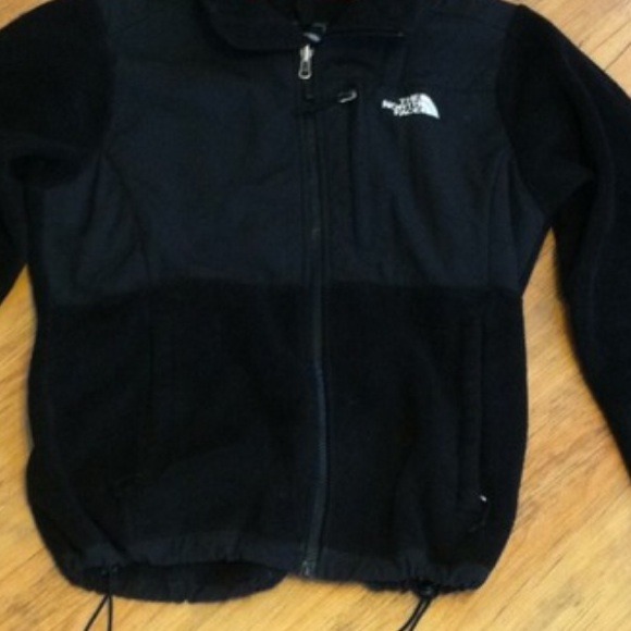 Black north face jacket