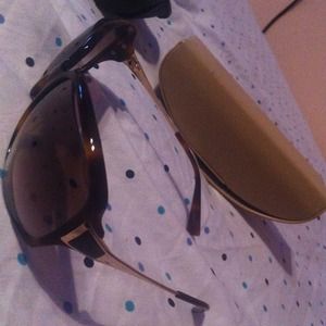 Oliver people's sunglasses with case & lens wiper
