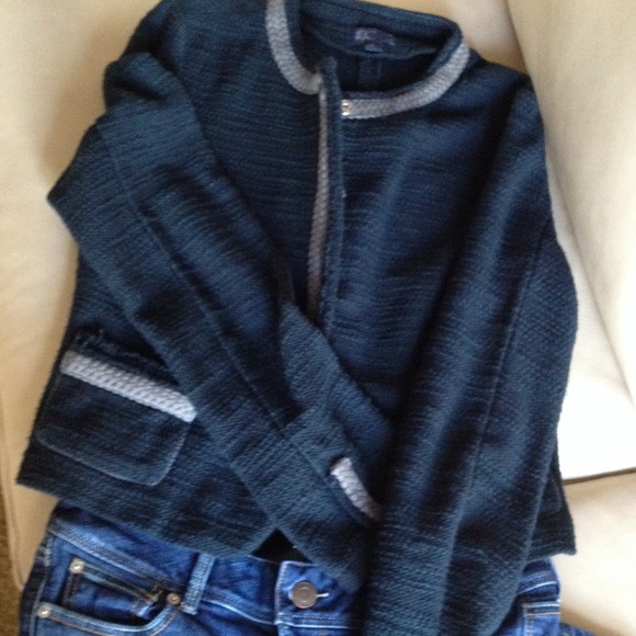 🚫SOLD🚫Adorable American eagle jacket🎀