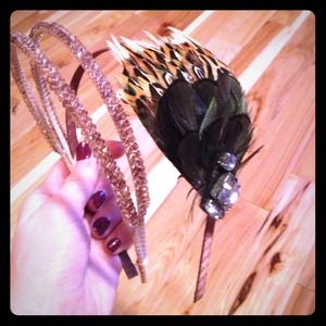 2 Loft glam headbands!!