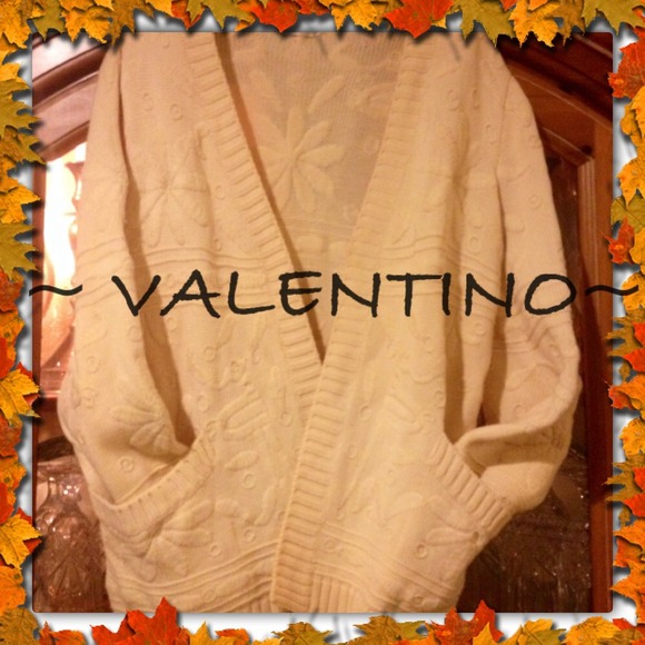 Vintage VALENTINO crochet cardigan NWOT!
