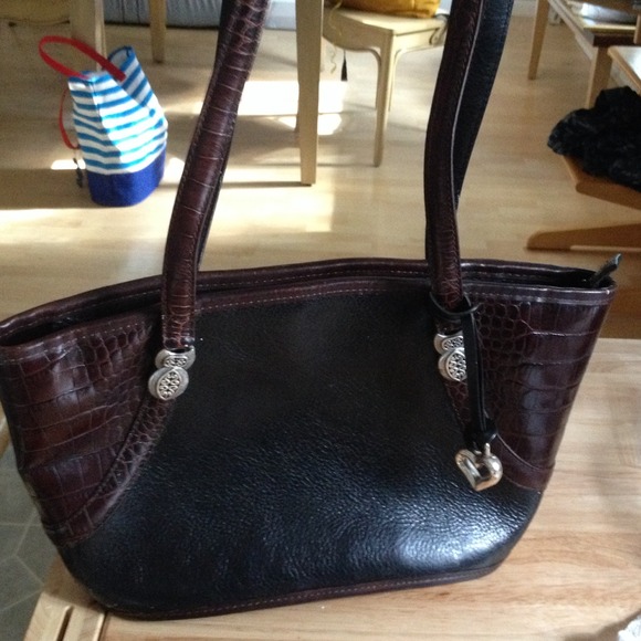 Brighton Leather Handbag with Heart - Picture 2 of 3
