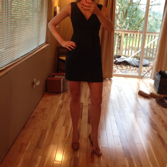 Gorgeous LOFT LBD! - Picture 2 of 4