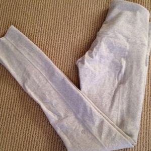 Lululemon light gray pant