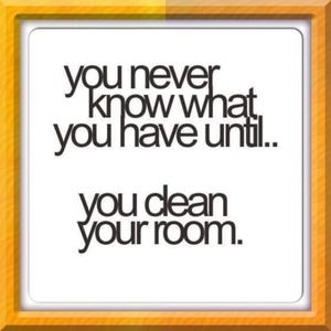 CHECK OUT MY CLOSET!