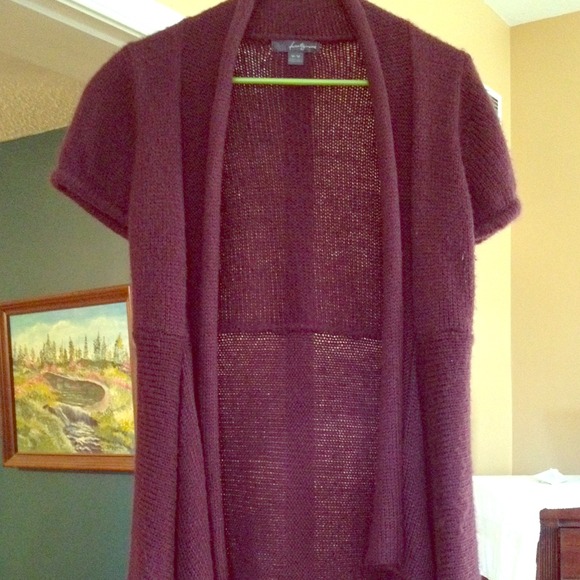 Purple waist length short sleeve sweater!