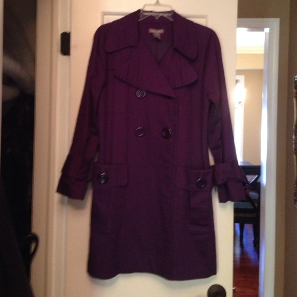 Plum Kenar trench coat **SOLD**in bundle