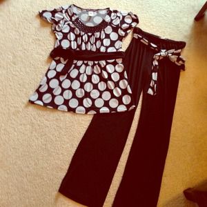 NWOT 2 piece dress shirt and black slacks