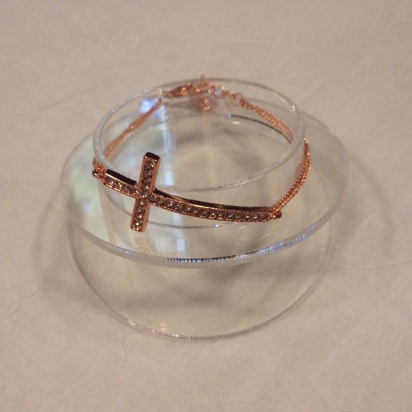 🚫SOLD🚫 rose gold chain bracelet - Picture 2 of 4